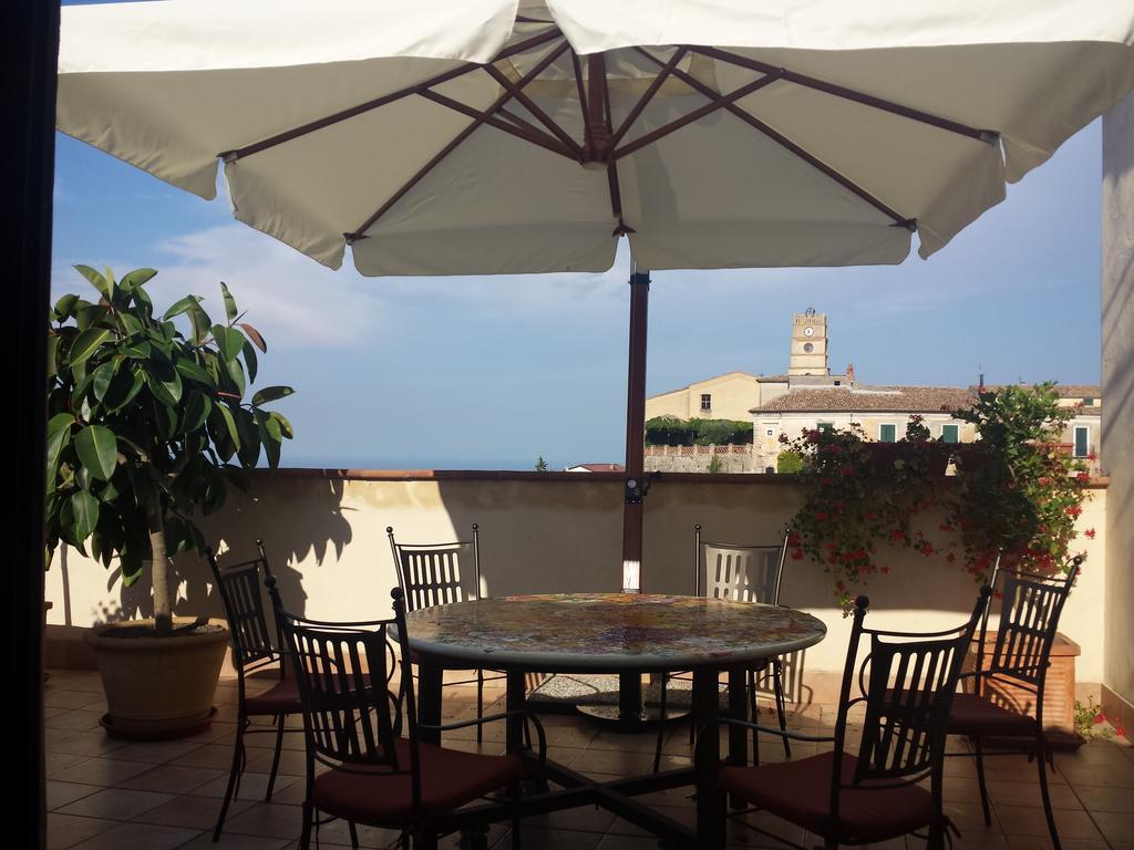 Bed and Breakfast Palazzo Madeo - Residenza D'Epoca Crosia Exterior foto